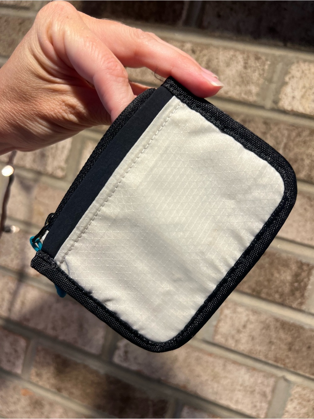 Lululemon True Identity Card Case - Picture 8 of 14